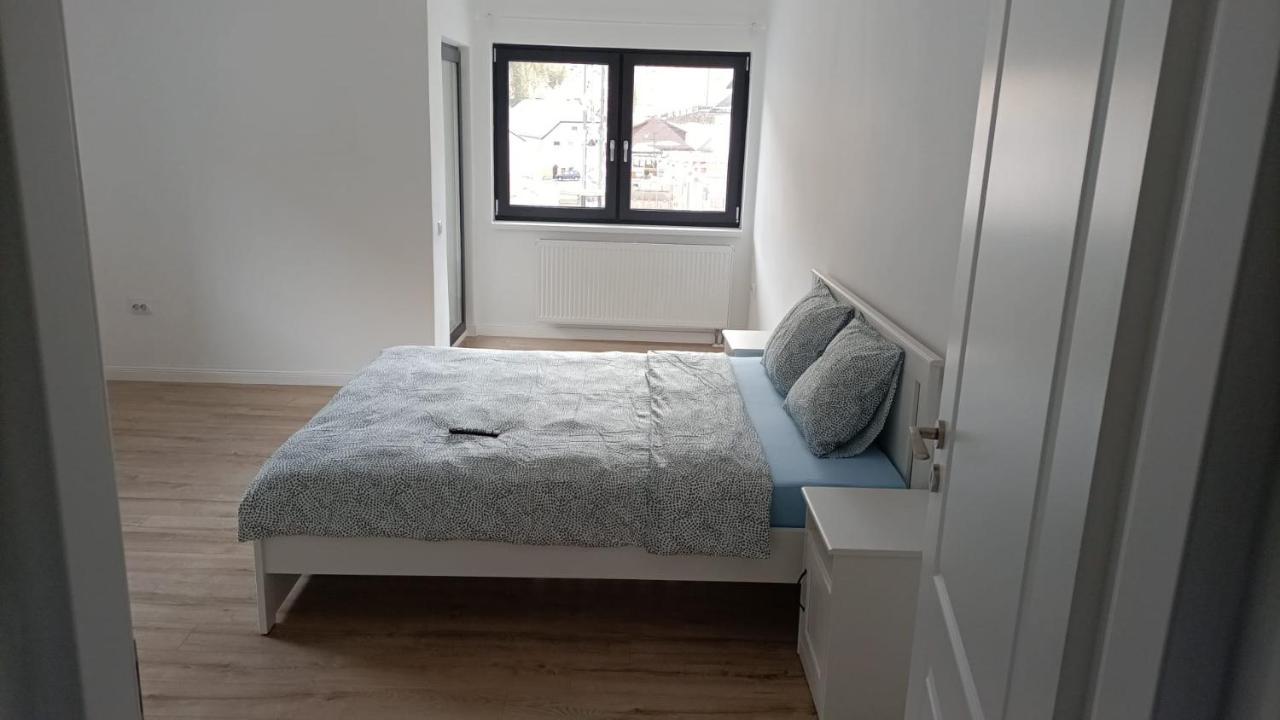 Apartment Center House *