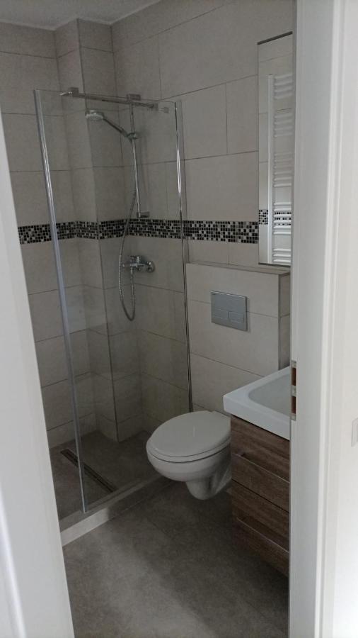 Center House Apartment *